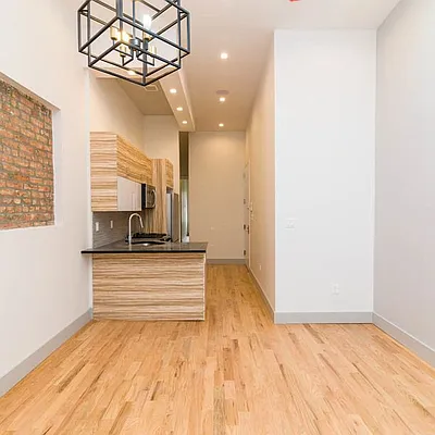 Rented by Nooklyn NYC LLC | media 16