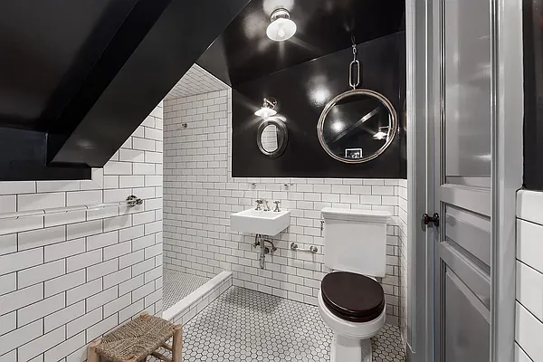 Sold by Town Residential | media 16