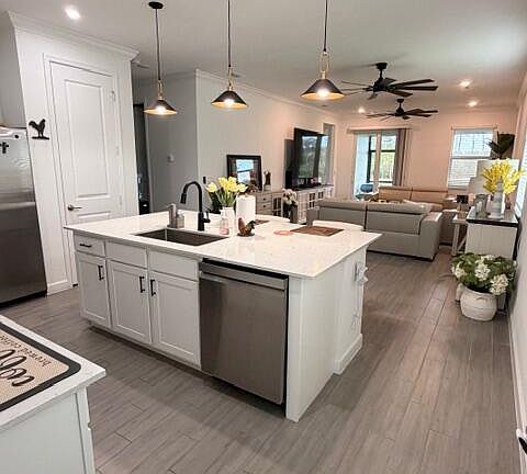 5th image of 777 SE Bloomfield Road SE