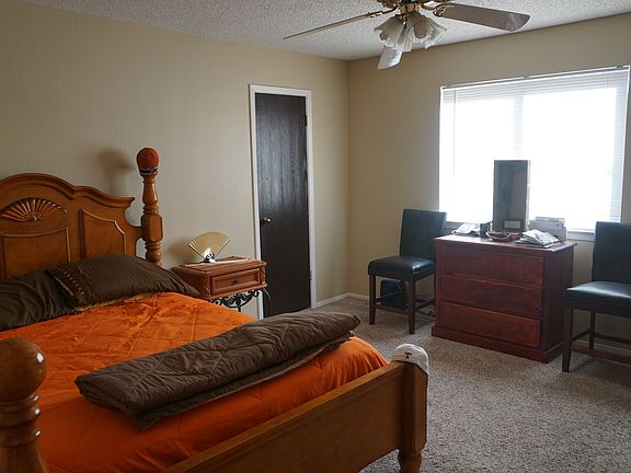 3rd image of 1702 Rock Creek Dr