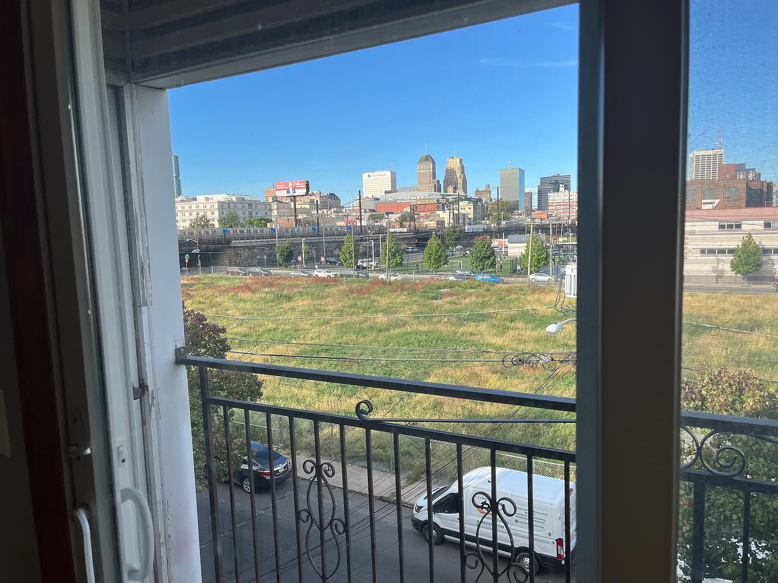 3 bed, 1500 sqft, $2,650 — Photo 4