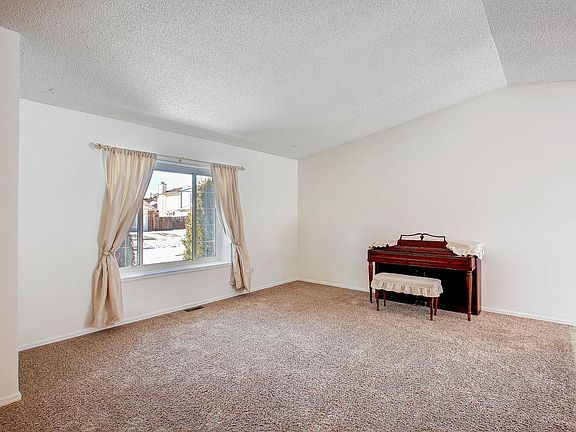 5th image of 8315 Brigantine Dr