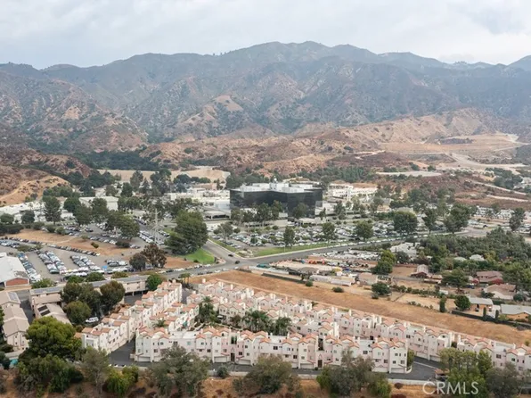 13901 Olive View Ln Unit 32, Sylmar, CA 91342