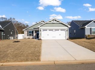 452 Josephine Dr, Woodruff, SC 29388