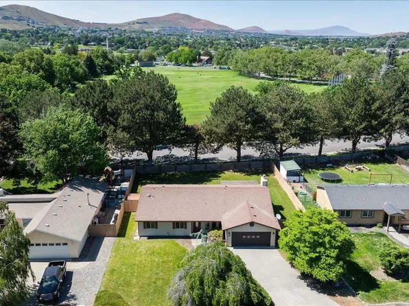 2365 Michael Ave, Richland, WA 99352