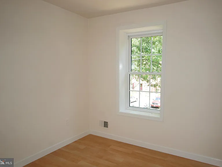 7 Hyacinth Ct #7 — Photo 12