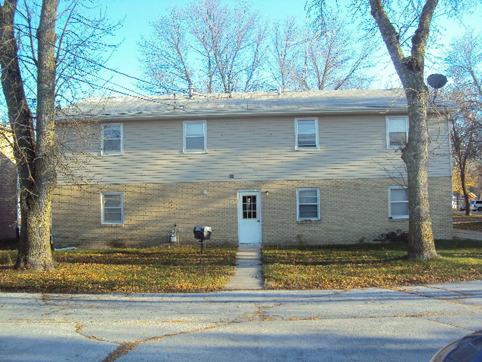 446 — Photo 2