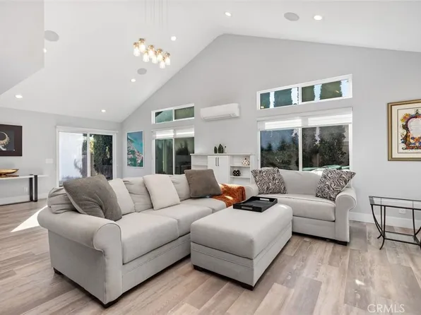 9 Flaxwood, Irvine, CA 92614