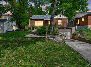 9719 Greenwood Ter, Saint Louis, MO 63119