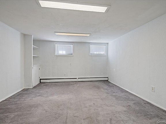 4th image of 7 Plainview Road