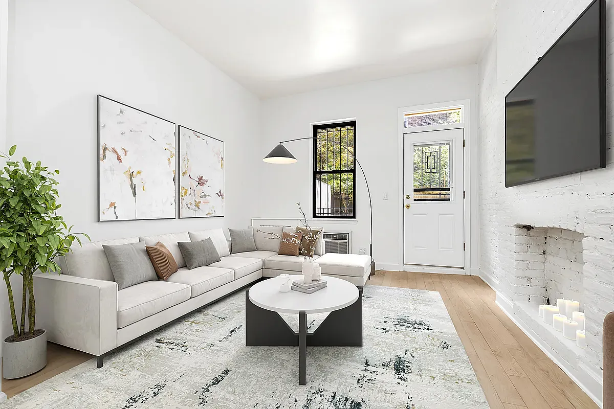 Building Photo - 227 W 20th St #1C