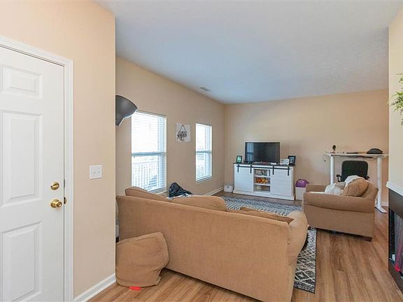 5th image of 12205 Bubbling Brook Dr Unit 400