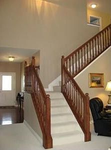 4th image of 261 Linden Cir