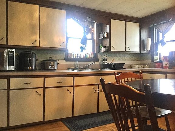 Repainted Kitchen Cabinets 
