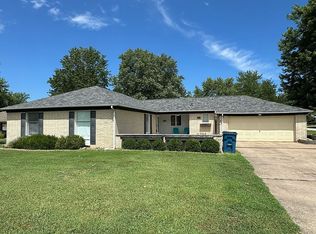 2 Northridge Dr, Lamar, MO 64759