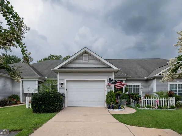 220 Merlot Dr, Byron, GA 31008