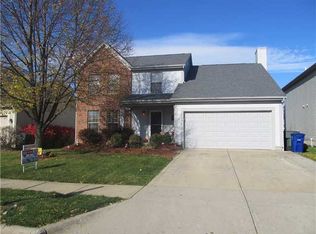 916 Larkfield Dr, Columbus, OH 43085