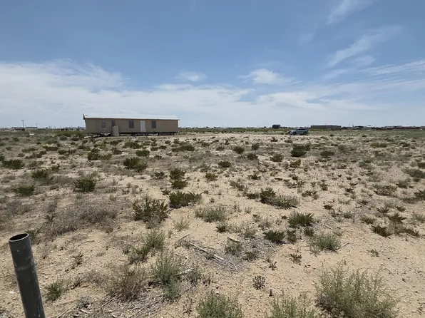 14951 Bayport Ave, El Paso, TX 79928