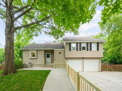 14801 S Arapaho Dr, Olathe, KS, 66062