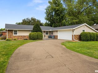 101 N Missouri Ave, Morton, IL 61550