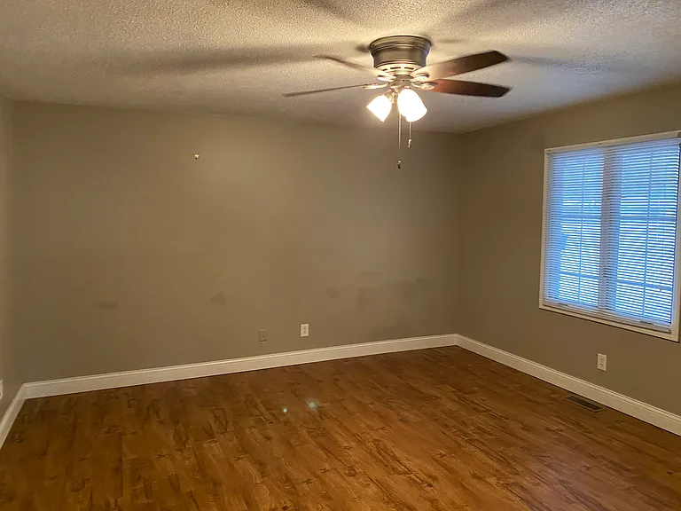 2420-2422 W Lawrence Ave #1 — Photo 4