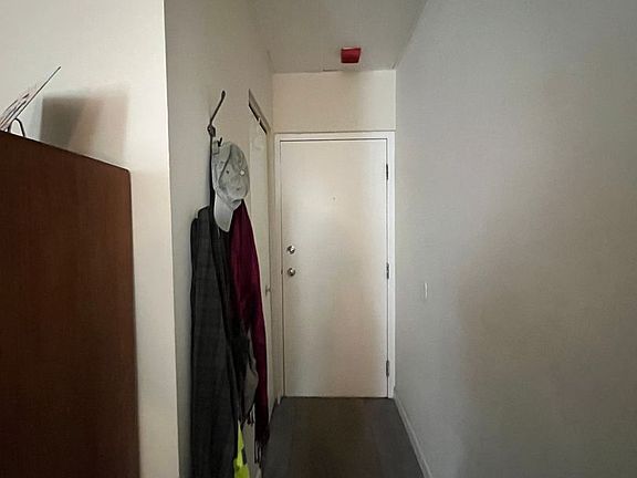 5th image of 311 S 13th St APT 402
