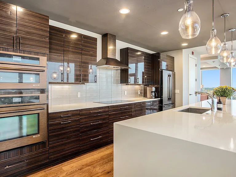 335 Bridge St NW #15 — Photo 10