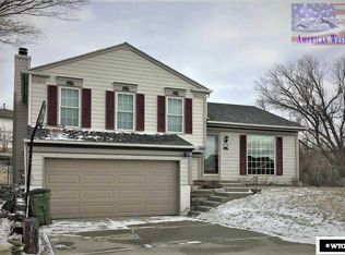 1147 Mesa Ct, Douglas, WY 82633