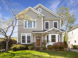 145 Bradley Rd, Scarsdale, NY 10583