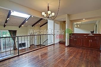 1st image of 11756 Moorpark St