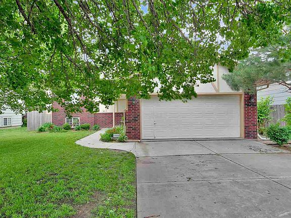 2nd image of 3533 N Governeour Cir