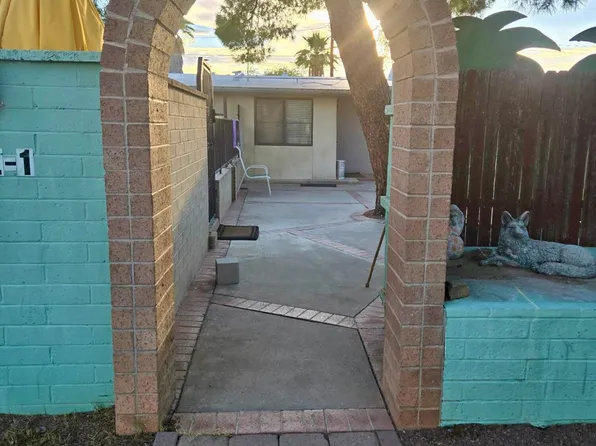 1745 N Hart Ln, Tucson, AZ 85712