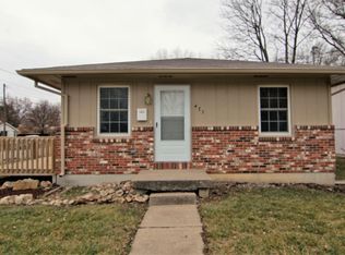 473 S Grant Ave, Marshall, MO 65340