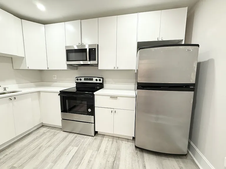 15 Ruggles St #3L — Photo 1