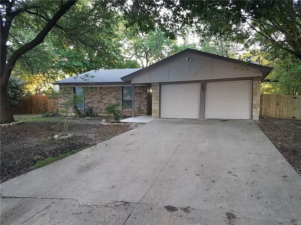 1st image of 1001 Shana Ct
