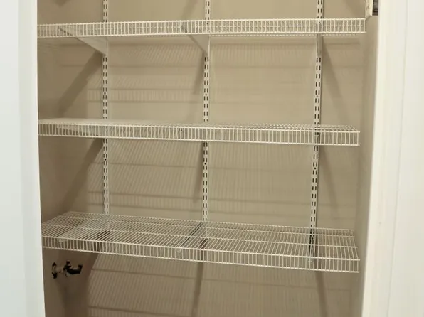 Historic District Modern Apartment