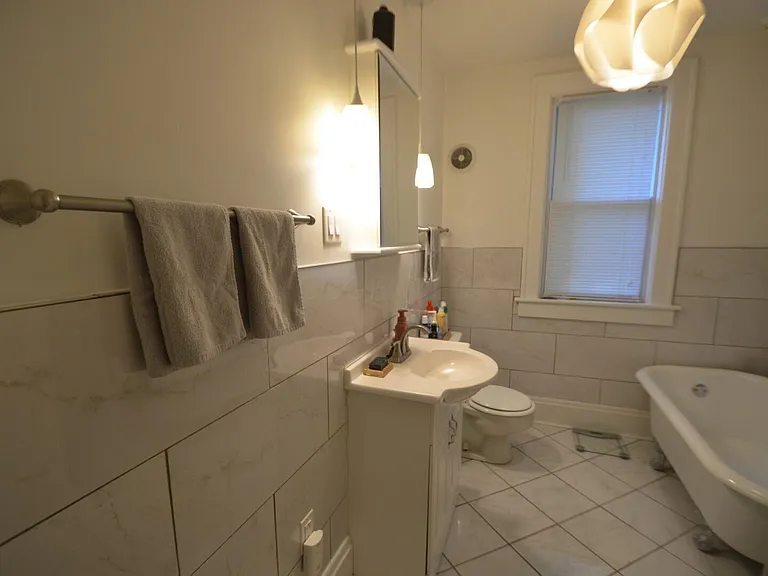 1047 Harrison Ave — Photo 16