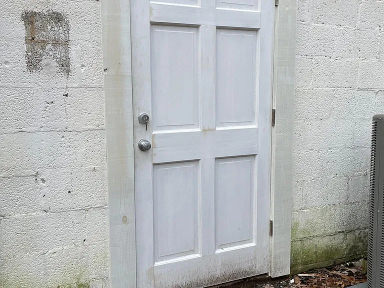 Door to basement