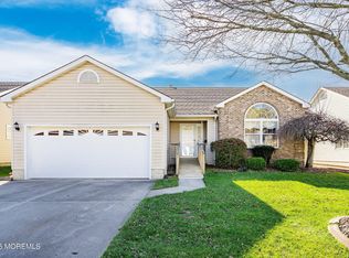 91 Westport Drive, Toms River, NJ 08757