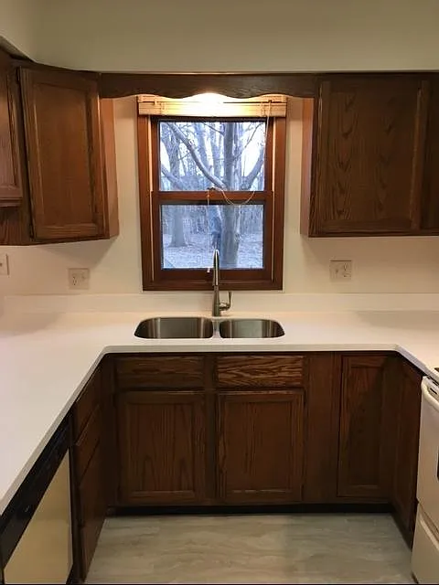 NW 65th Ave, Johnston — Photo 3