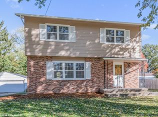 3615 48th Pl, Des Moines, IA 50310