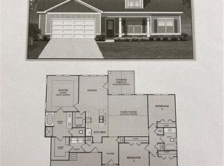 4 Belmont Dr, Fort Mitchell, AL 36856