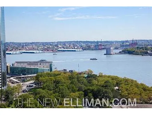 Rented by Douglas Elliman | media 4