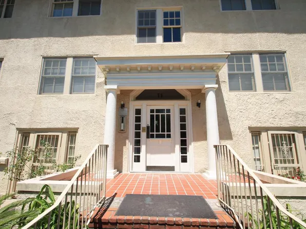 11 Fontainebleau Dr APT D, New Orleans, LA 70125