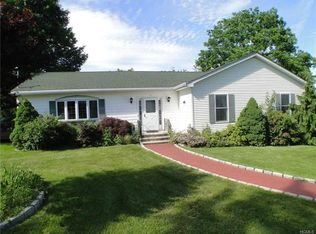 14 Armonk Rd, Carmel, NY 10512