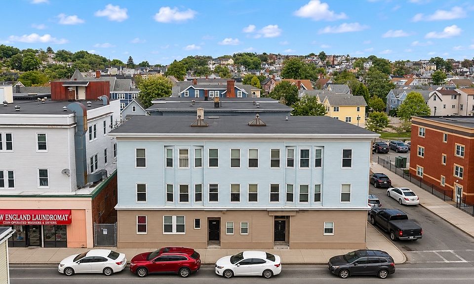 1st image of 137 Franklin St