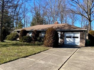 7099 Adkins Rd, Mentor, OH 44060