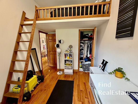 5th image of 201 W 94th St APT 5B