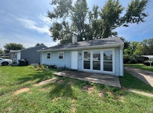 301 Seminole Dr, Anderson, IN 46012