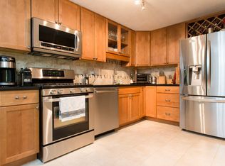 1210 Vfw Pkwy APT 3, West Roxbury, MA 02132